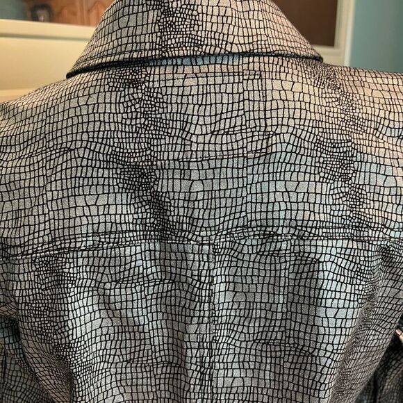 Guess Silver Jean Jacket - Picture 8 of 10